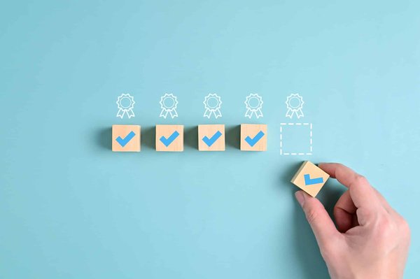 Quelle assurance pour un consultant spécialisé dans le recyclage des eaux grises en milieu urbain ?